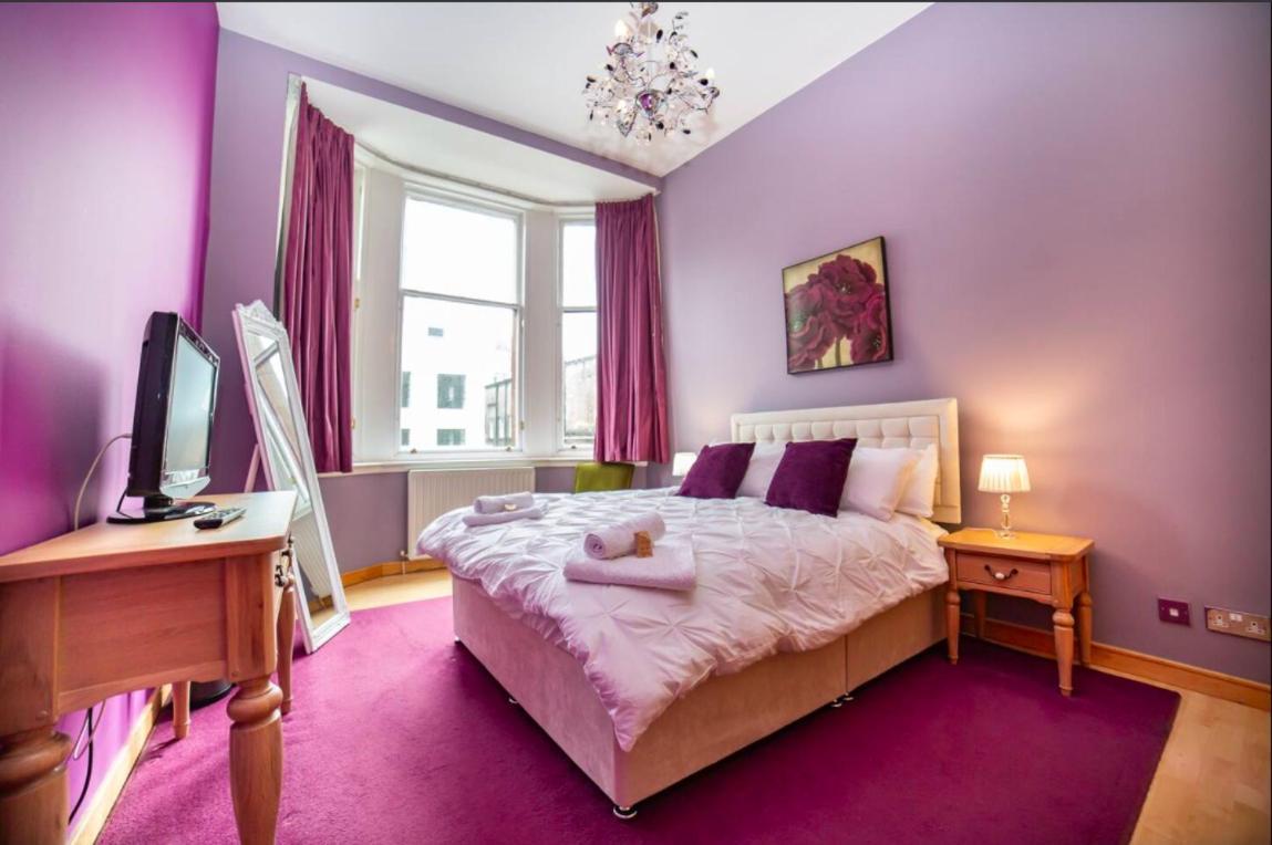 Renfield Apartment, Bright And Spacious Home グラスゴー エクステリア 写真