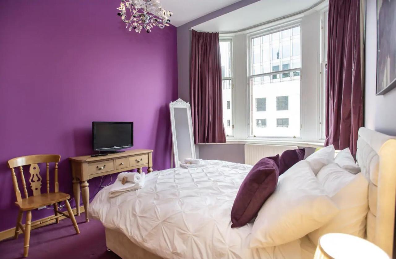 Renfield Apartment, Bright And Spacious Home グラスゴー エクステリア 写真