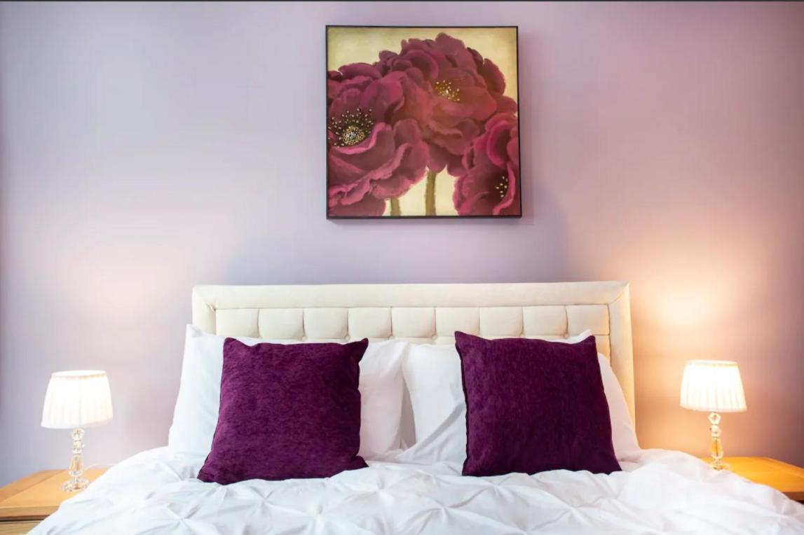 Renfield Apartment, Bright And Spacious Home グラスゴー エクステリア 写真